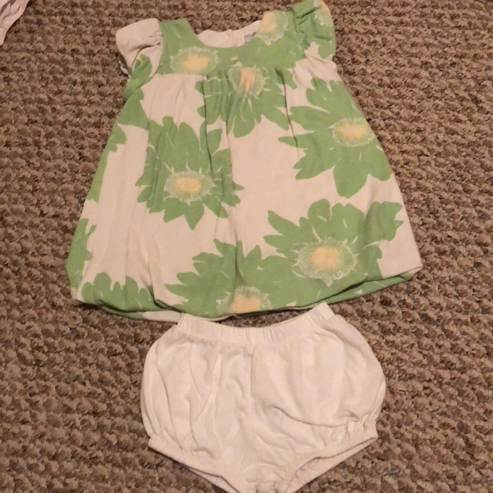 Baby Gap Green Dress w/ Bloomers 18-24 month